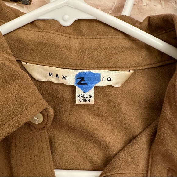 Fall Button Down Blouse - Picture 6 of 6